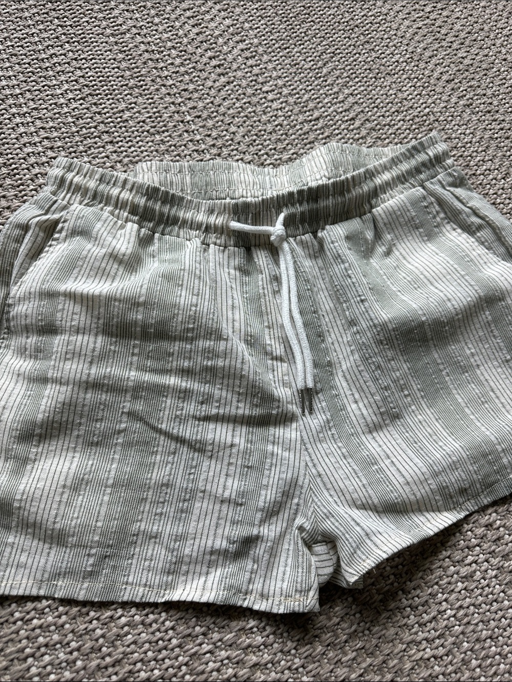 Men’s Striped Drawstring Lounge Shorts - Light Sage